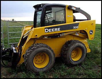 John Deere 328 Skid Steer