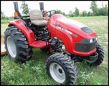 Case D40 Tractor